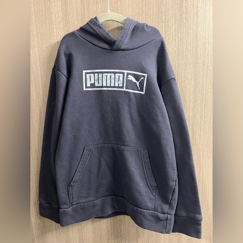 Puma Hooded Sweatshirt Size Medium 10/12